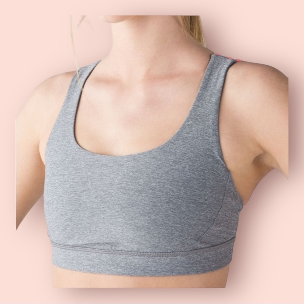 Lululemon Energy Bra (Exhale)
Heathered Slate‎ sports bra size 4